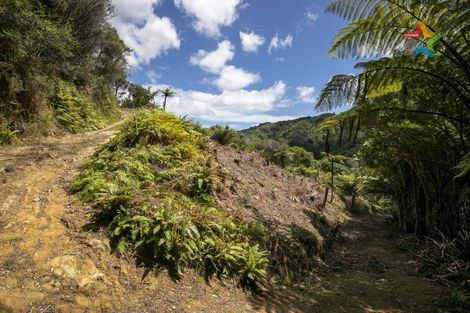 Photo of property in 380 Moores Valley Road, Wainuiomata, 5373