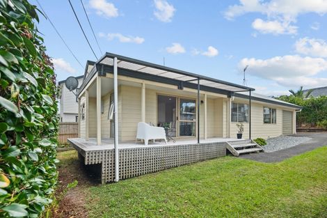 Photo of property in 14 Elliott Avenue, Bayview, Auckland, 0629