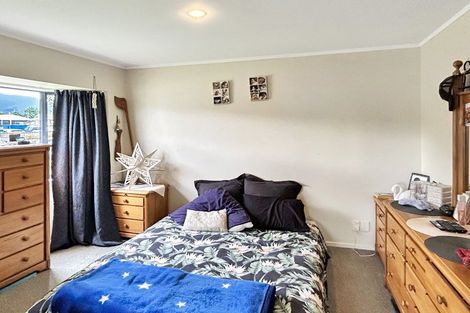 Photo of property in 41 Makarini Street, Paraparaumu, 5032