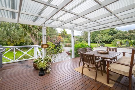 Photo of property in 343 Waihakeke Road, Waihakeke, Carterton, 5792
