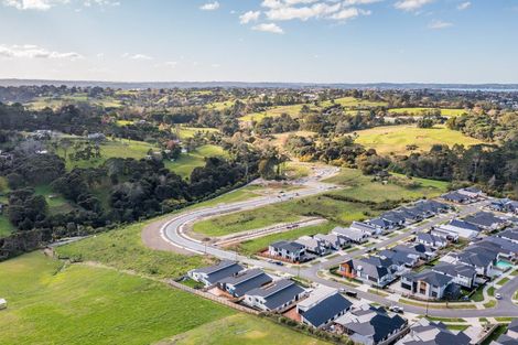 Photo of property in 8 Yelash Road, Massey, Auckland, 0614