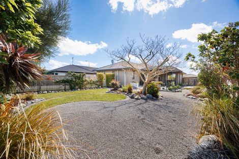 Photo of property in 4 Meridian Grove, Kelvin Grove, Palmerston North, 4414