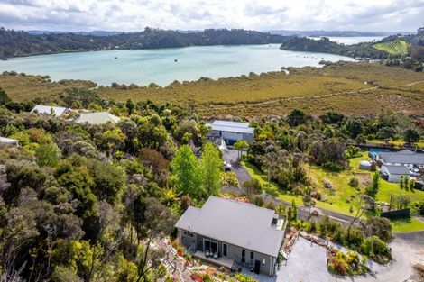 Photo of property in 7 Toi Track, Russell, 0272