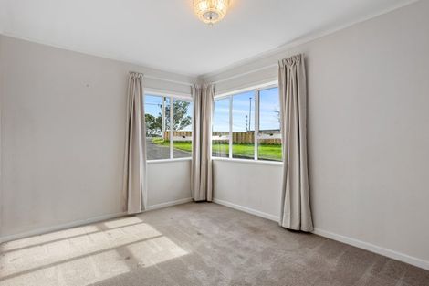 Photo of property in 1/57 Deep Creek Road, Waiake, Auckland, 0630