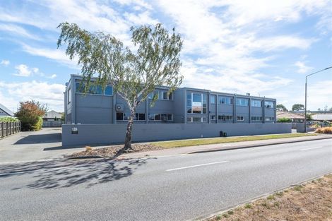 Photo of property in 135 Lincoln Road, Addington, Christchurch, 8024
