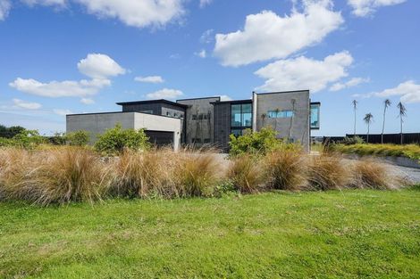 Photo of property in 89 Sunrise Drive, Seaward Bush, Invercargill, 9812