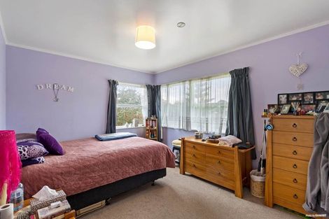 Photo of property in 25 Meilland Place, Glen Eden, Auckland, 0602