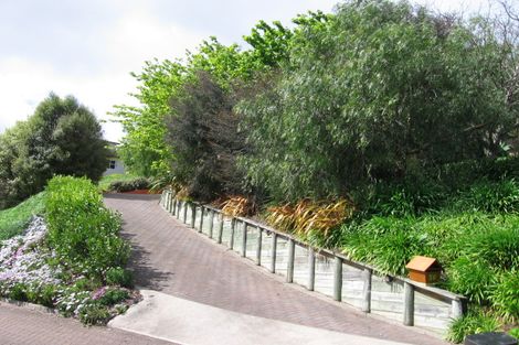 Photo of property in 56 Little John Drive, Bellevue, Tauranga, 3110