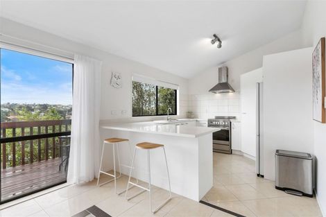 Photo of property in 2/26 Noeleen Street, Glenfield, Auckland, 0629