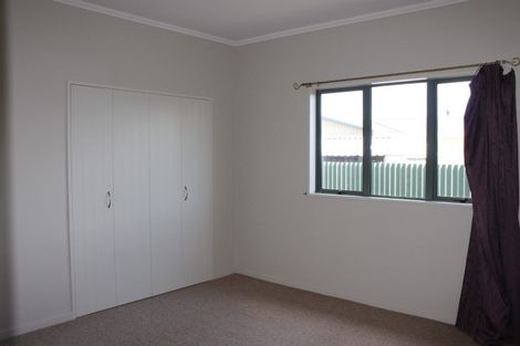 Photo of property in 4 Queen Street, Winton, 9720