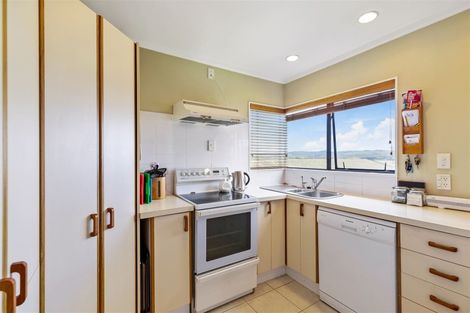 Photo of property in 1/162 Don Buck Road, Massey, Auckland, 0614