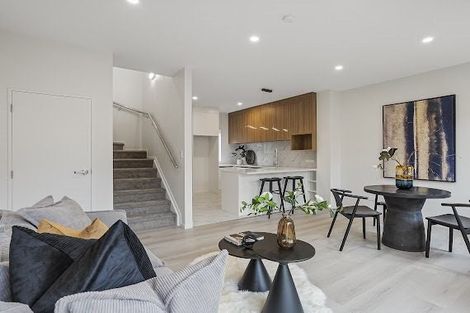 Photo of property in 5/191 Rathgar Road, Henderson, Auckland, 0610