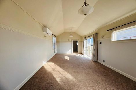 Photo of property in 105 Pitt Street, Palmerston North, 4410