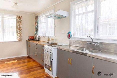 Photo of property in 31 James Street, Dannevirke, 4930
