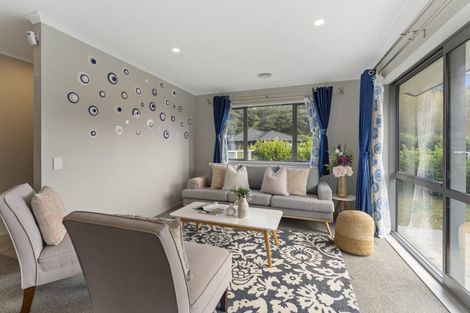 Photo of property in 3 Mooring Close, Whitby, Porirua, 5024