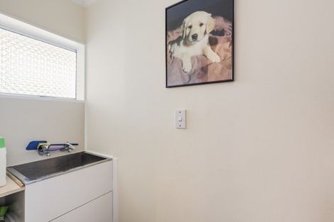 Photo of property in 2/220 Coronation Avenue, Welbourn, New Plymouth, 4310