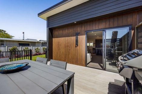 Photo of property in 24f Maire Street, Inglewood, 4330