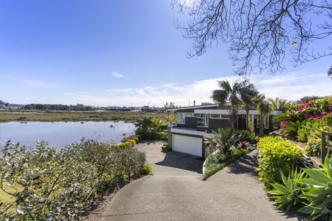 Photo of property in 53 Walter Street, Hauraki, Auckland, 0622