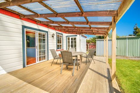 Photo of property in 112 Romilly Street, Westport, 7825