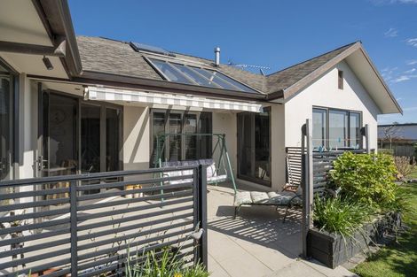 Photo of property in 28 Woodleigh Place, Ohauiti, Tauranga, 3112