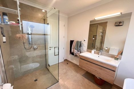 Photo of property in 7 Horoeka Street, Avonhead, Christchurch, 8042