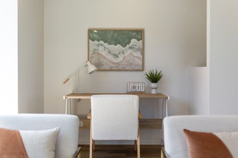 Photo of property in 6 Stockden Place, Karori, Wellington, 6012