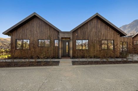 Photo of property in 30 Cunninghams Drive, Jacks Point, Queenstown, 9371