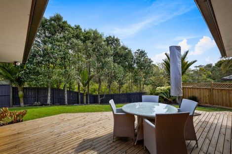 Photo of property in 12 Semillon Avenue, Henderson, Auckland, 0612
