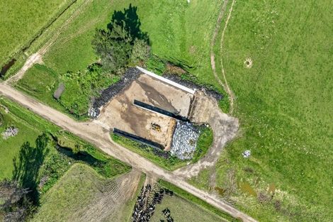 Photo of property in 1678 Kimbolton Road, Cheltenham, Feilding, 4777