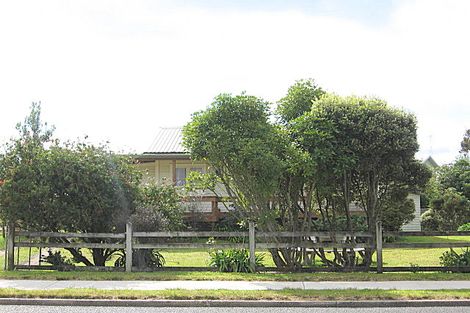 Photo of property in 312 Ocean Road, Whangamata, 3620