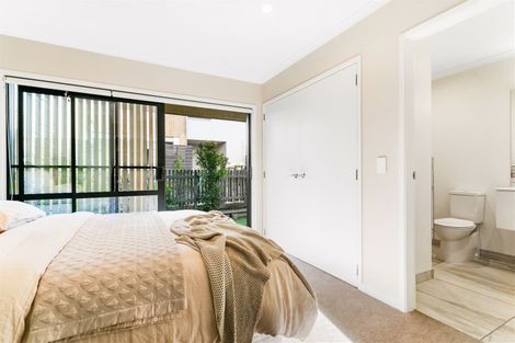 Photo of property in 12 Pheasant Lane, Hobsonville, Auckland, 0616