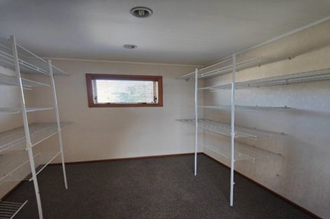 Photo of property in 37 Churchill Road, Cockle Bay, Auckland, 2014