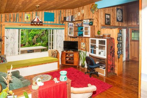 Photo of property in 123b Colombo Road, Waiuku, 2123