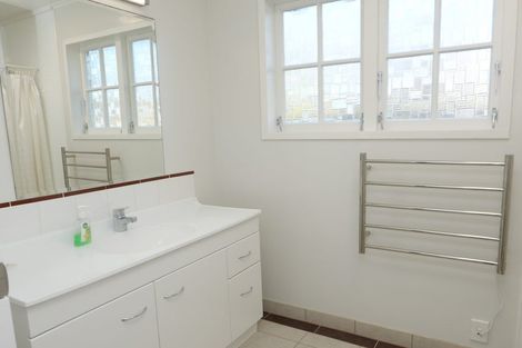 Photo of property in 2 Koromiko Road, Waikanae, 5036