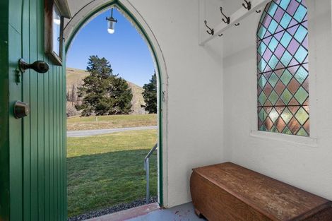 Photo of property in Ex St Johns Church, 1605 Teviot Road, Millers Flat, Roxburgh, 9572