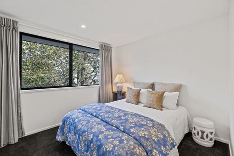 Photo of property in 62 Straven Road, Fendalton, Christchurch, 8014