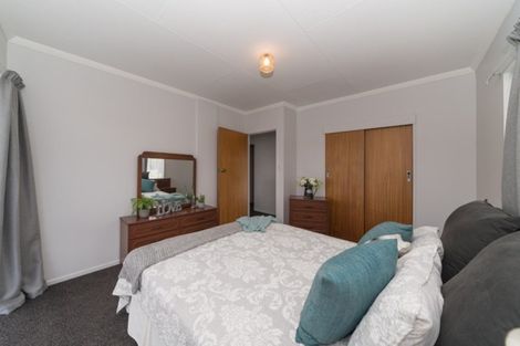 Photo of property in 2 Moyne Avenue, Milson, Palmerston North, 4414