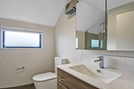 Photo of property in 8/109 Taikata Road, Te Atatu Peninsula, Auckland, 0610