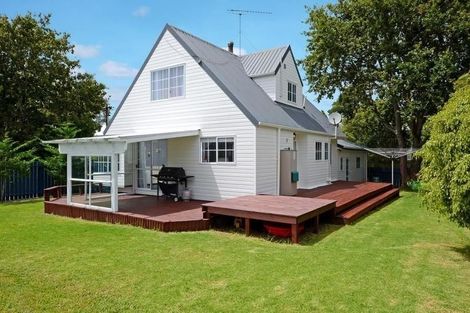 Photo of property in 2/39 Glenvar Road, Torbay, Auckland, 0630