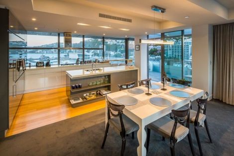 Photo of property in Clyde Quay Wharf, 8u5a Clyde Quay Wharf, Te Aro, Wellington, 6011
