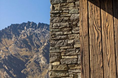 Photo of property in 30 Cunninghams Drive, Jacks Point, Queenstown, 9371