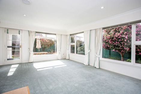 Photo of property in 143 Grahams Road, Burnside, Christchurch, 8053