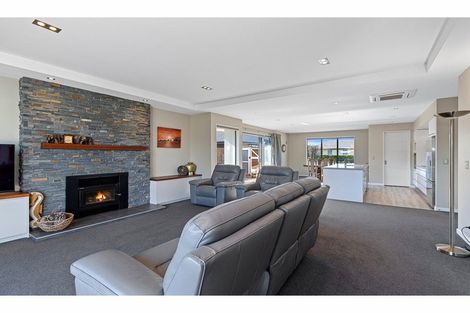 Photo of property in 12 Coachmans Road, Prebbleton, 7604