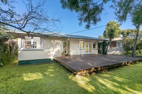 Photo of property in 43 Tirimoana Road, Te Atatu South, Auckland, 0602