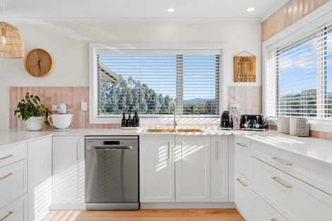 Photo of property in 75 Andersons Line, Clareville, Carterton, 5713