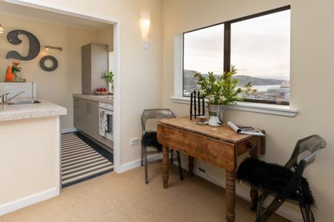 Photo of property in Hobson Court Flats, 55/70u Hobson Street, Thorndon, Wellington, 6011