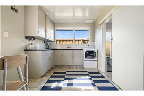 Photo of property in 59 Winters Road, Redwood, Christchurch, 8051