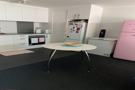 Photo of property in 3u3 June Place, Hamilton East, Hamilton, 3216