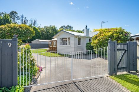 Photo of property in 9 Longfellow Street, Trentham, Upper Hutt, 5018