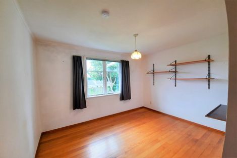 Photo of property in 43 Cutler Street, New Lynn, Auckland, 0600